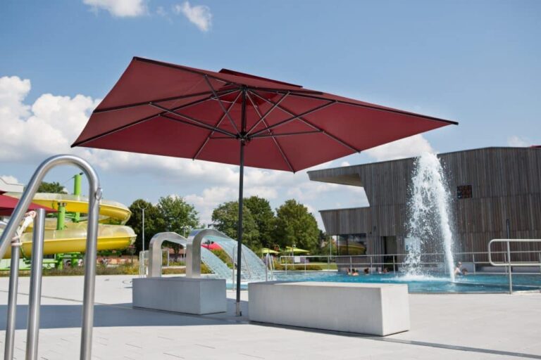 dupont kine caravita parasol caravita primus rouge carre avec toit anti vent piscine 1