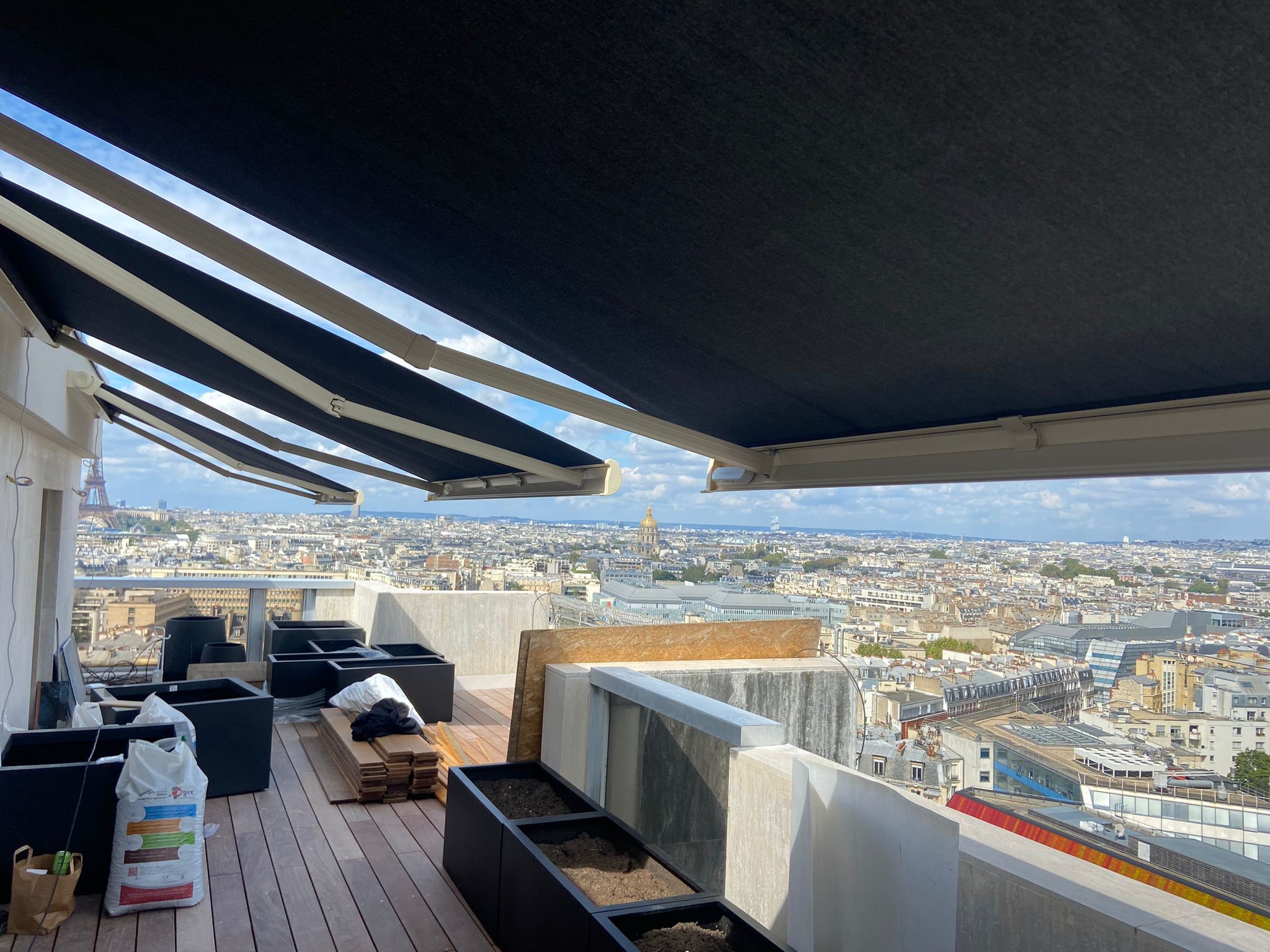 stores bannes sur balcon appartement d'exception